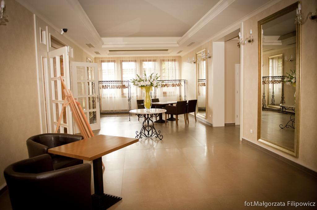 Pod Lipa Hotel Gorzów Śląski Eksteriør billede