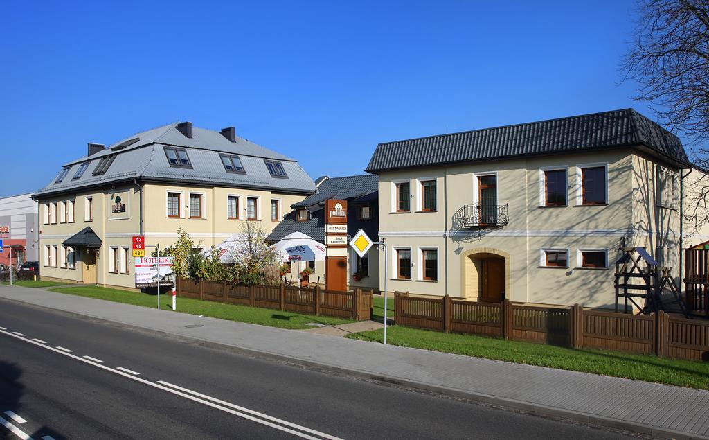 Pod Lipa Hotel Gorzów Śląski Eksteriør billede