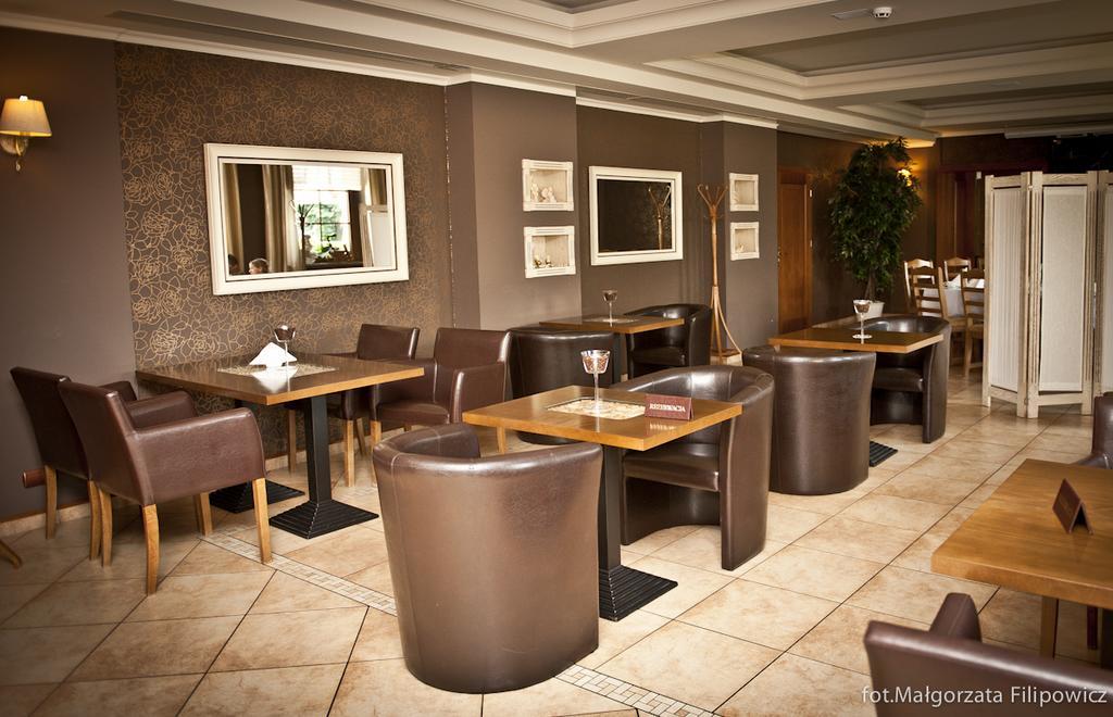 Pod Lipa Hotel Gorzów Śląski Eksteriør billede